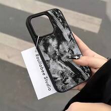 Abstract Brushstroke Pattern Mobile Phone Case, Featuring Monochrome Artistic Design And Textured Finish, Suitable For IPhone 16, 15, 14, 13, 12, 11 Pro Plus Promax Models, TPU Material, Shockproof Protection. It Is A Great Gift For Family, Friends, Children, Birthdays, Spring Festival, Holidays, Boyfriends, Girlfriends And Valentine's Day. - 黑色 - 查看 4