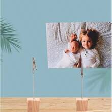 1个轻巧立方体底座备忘录夹，复古彩色木质桌面夹，带鳄鱼夹，适用于展示电子卡片、名片、照片和便签，适合学校用品和返校季使用。 - 均碼 - 查看 7