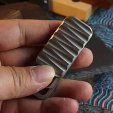 1 件成人减压金属玩具 - 缓解焦虑，万圣节、圣诞节、复活节的完美礼物， - 成人用減壓金屬玩具 - 查看 4