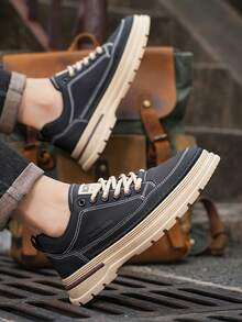 Zapatillas deportivas de estilo industrial de dos tonos con suela exterior con relieve de logotipo doble, forro de malla transpirable, suela ligera de estilo retro con cordones, apropiadas para cafeterías y mercados antiguos, con detalles metálicos, para todas las temporadas