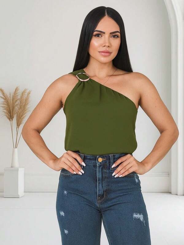 Blusa  Com Detalhe De Fivela  De Um Ombro Só  Blusas  Atemporal/Elegante