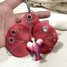 1 件优雅蝴蝶兰花钥匙扣精致可爱多彩花朵设计装饰钥匙扣迷人包袋配件海滩度假吊坠女士礼物海滩配饰海滩必需品海滩包夏季配饰 - 彩色 - 查看 18