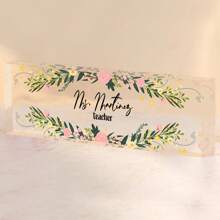 1pc, Personalized Desk Name Plate, Custom Acrylic Glass Name Plates For Desks, Office Desk Decor Nameplate, Desk Accessories, Teacher Boss Coworkers Employee Appreciation Gift (Engraved Flower 1), Wedding Decor Waterproof, Reusable, Ornamental Exquisite, Stylish, Cute, High-Quality, Modern, Colorful Custom, Personalized, For Housewarming Dining Room, Living Room, Bedroom, Office, Tea Room, Home, School, Valentine Day, Valentine Day Decor Gifts Birthday Graduation,Slow Summer Living,Customized Signs & Plaques,Home Refresh,Multi-Functional,Durable,Ornamental,Reusable,Exquisite,Stylish,High-Quality,Colorful,Modern,Custom,Personalized,Unique,Ideal Gifts For Him,Ideal Gifts For Her,Boyfriend,Dad,Girlfriend,Mom,Family,Friends,Tea Room,Home,Garden,Office,For Anniversaries,For Valentine's Day,For Mother's Day,For Birthdays,For Father's Day,For Graduation,For Weddings,For Housewarming