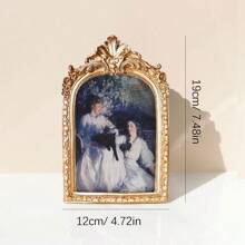 1pc Classical Retro Photo Frame, Vintage-Style Faux Wooden Carving Frame, Decorative Desktop/Wall Picture Frame, Gold Flower Design, Wedding/Home Decor, Resin Framed, Vintage Literature & Lighting Theme, Luxury Embossed Hanging Ornament, Elegant Home Accessory