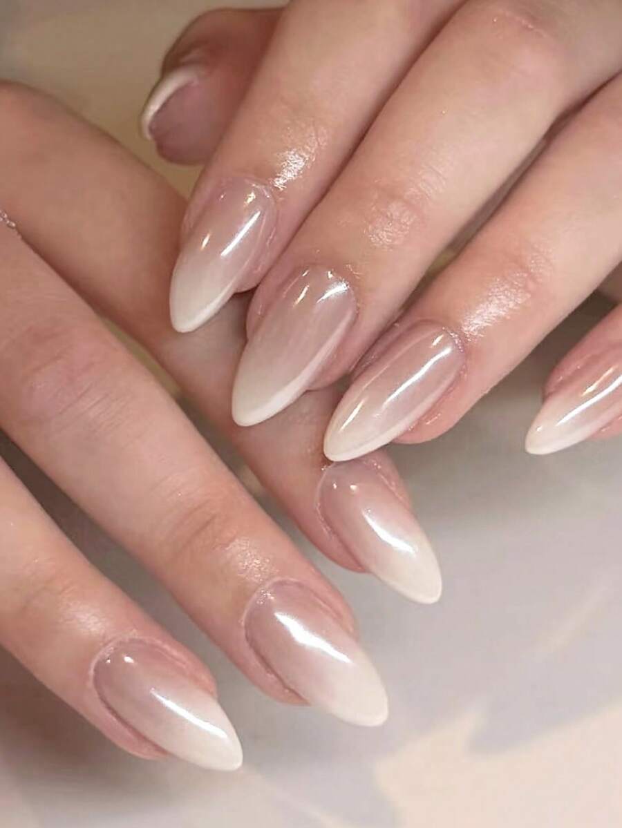 nailrosy 10片装手工美甲套装，中号杏仁色、牛奶白色、法式美甲用品，沙滩必备，假指甲贴片，美甲工具贴纸，可爱短款假指甲，亚克力宝石装饰，适合派对、舞蹈、生日礼物、婚礼等场合。