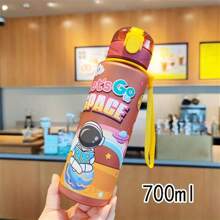 1 pieza Botella de agua de 700ml con diseño de astronauta, linda y duradera, portátil con asa, a prueba de fugas con tapa, adecuada para deportes, fitness al aire libre, juegos, fiestas, escuela, campamento, vacaciones, regalos de cumpleaños, Halloween