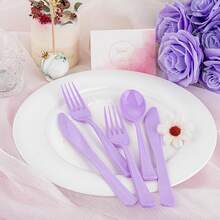 160 piezas de cubiertos de plástico morado - Los cubiertos morados resistentes incluyen 80 tenedores, 40 cucharas,40 cuchillos. Los Utensils de plásticos perfectos para bodas, fiestas, 9001084 - Morado - Ver 8