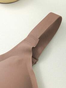 Affordable Plus Size Backless Seamless Wireless Bra, Adjustable Thin Straps, Light-Weight Sports Bra - Camel - View 5