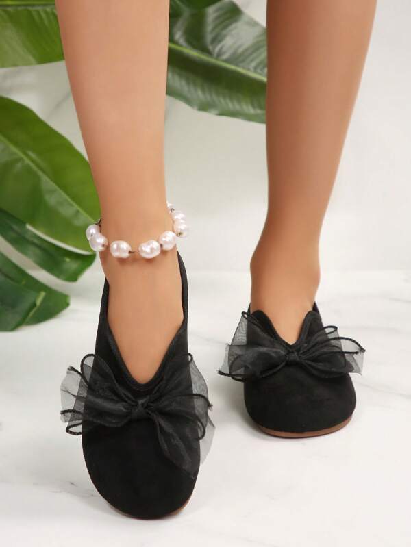 Women's Wide Fit Round Toe Sexy Lace Bowknot Minimalist Slip-On Flats - Comfortable, Versatile And Essential Classic, Solid Color Slip On Casual Flat Shoes