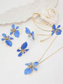 Summer New Countryside Style Blue Asymmetrical Flower Pendant Necklace, 1 Pair Earrings, 1 Ring, 1 Bracelet Set