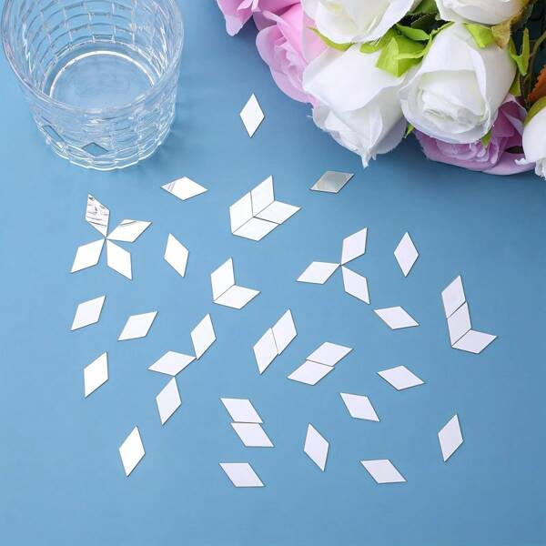 100 pièces Décoration de chambre de bébé Autocollants muraux en miroir géométrique diamant et carré, petits carreaux de miroir en verre mini, carreaux de miroir autoadhésifs pour mosaïque DIY, décoration murale et artisanale, mini miroirs en forme de larme pour artisanat, décoration murale, porte et maison pour bébés garçons et filles.