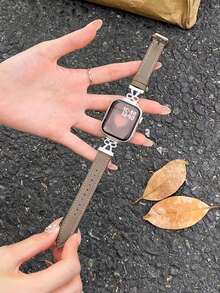 1条真皮表带，兼容38mm/40mm/41mm/42mm/44mm/45mm/46mm/49mm女士智能手表表盘，兼容Series 10/9/8/7/6/5/4/3/2/1 SE Ultra系列。 - 灰褐色 - 查看 3