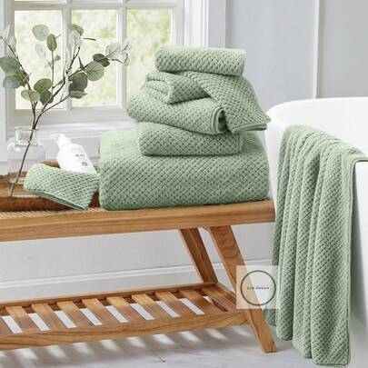 1 Pieza 70*140cm Toalla De Baño Con Patrón Geométrico Súper Suave Y Absorbente, Adecuada Para Baño, Gimnasio, Hotel Y Uso Diario