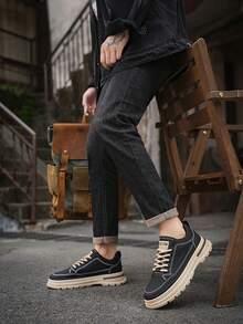 Zapatillas deportivas de estilo industrial de dos tonos con suela exterior con relieve de logotipo doble, forro de malla transpirable, suela ligera de estilo retro con cordones, apropiadas para cafeterías y mercados antiguos, con detalles metálicos, para todas las temporadas