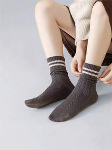 1 Paar/5 Paar gestreifte Muster elegante würdevolle Mode minimalistische bequeme weiche lässige vielseitige Schule romantische Retro passende Damen Kniestrümpfe, Herbststrümpfe