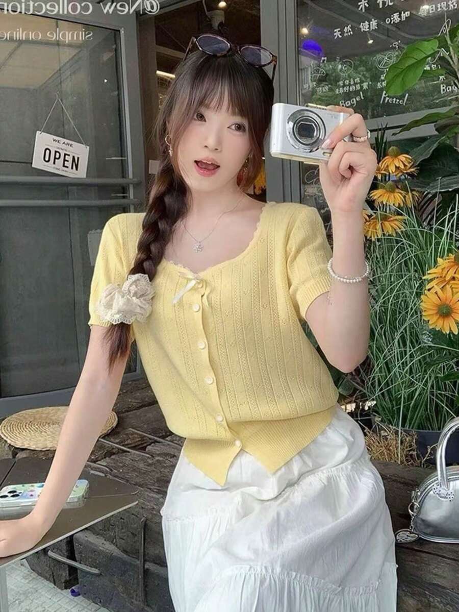 女款甜美方領蕾絲拼接蝴蝶結針織短袖輕量防曬開襟衫,適合夏季穿著 - 黃色 - 查看 1