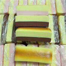 1pc Soft Mochi Squishy Toy, Dual-Layer Realistic Design, Slow Rebound, Random Stress Relief Style - Multicolor - View 2