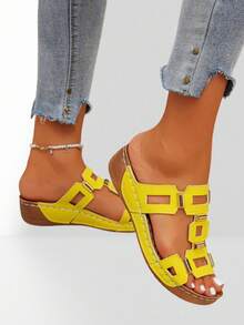 女式厚底坡跟凉鞋，夏季新款休闲轻便女士人字拖，海滩度假美学，加大码