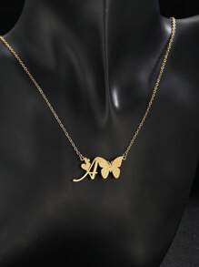 1件镀金喷砂蝴蝶字母吊坠不锈钢项链，适合女孩，时尚流行字母项链，儿童生日礼物，日常佩戴 - 金色 - 查看 2