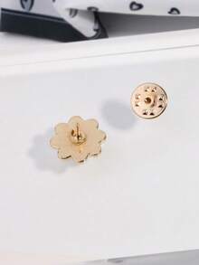 SHAN LI HUA 1 件/6 件时尚小雏菊花胸针，可爱领针连衣裙配饰办公室配饰衬衫夹克珠宝圣诞节万圣节 - 1PCS/槍黑色 - 查看 4