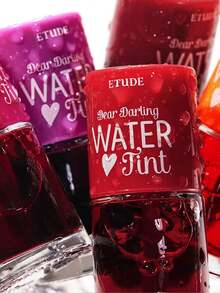 ETUDE Dear D 樱桃色唇彩 02，透气水润膜融合配方，保湿妆效，不粘腻镜面妆感，显色度更高，提亮暖色调肤色，持妆12小时，易于叠加，磁吸渐变粉盒，斜角唇刷，打造瞬间光泽感十足的职场妆容，易于涂抹，韩式彩妆，9克/0.32盎司
