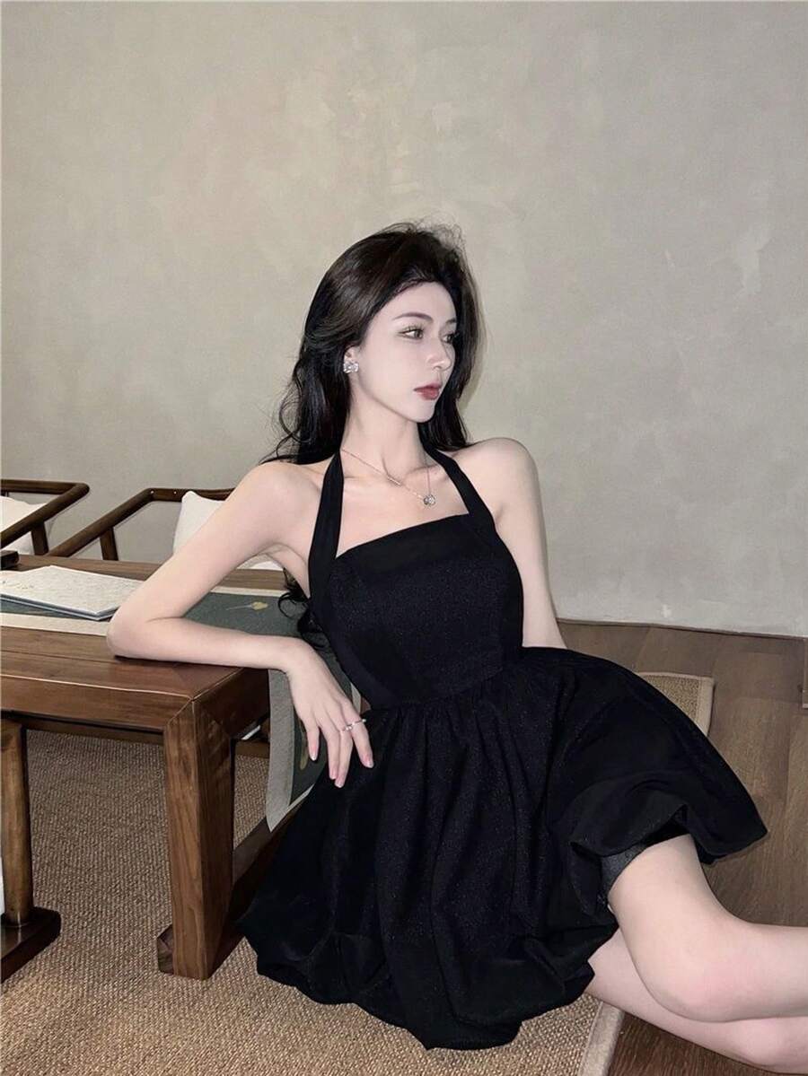 Puro deseo picante chica con forro colgando cuello halter vestido femenino verano cintura delgada temperamento una palabra falda corta - Negro - Ver 1