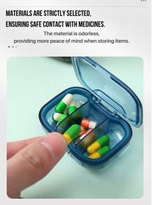 Przenośna mini apteczka, mała i łatwa do przenoszenia. Podzielona na 3 komory, idealna do przechowywania i oddzielania tabletek przyjmowanych rano, w południe i wieczorem.