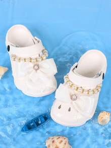 Girls' Fashion Solid Color EVA Sandals, Breathable Slip-On Sandals With Flower Chain And Pearl Design, Casual Indoor/Outdoor Beach Shoes, Suitable For All Seasons