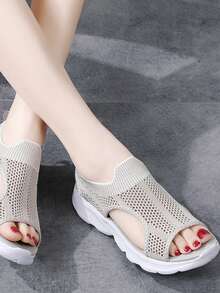 Summer New Design Casual Sandals, Simple Sports Style Flat Breathable Mesh Open Toe Sandals, Plus Size Women Shoes - Apricot - View 5