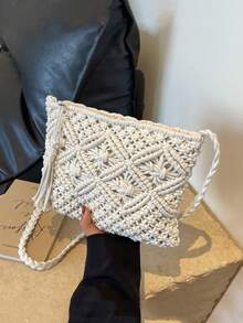 手工编织流苏装饰女士小斜挎包，新款时尚单肩包，独特的小信封包，复古海滩风格，适合海滩度假的多功能单肩包
