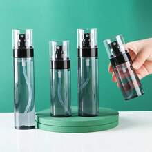 便携式旅行友好型超细雾喷雾器，灰黑色喷雾瓶，适用于酒精、香水和化妆品 - 可再填充细雾喷雾器，适用于清洁液、护肤品、精油和头发护理 - 黑色 - 查看 5