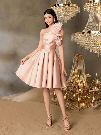 Vestido de graduación con un hombro de satén para adolescentes de Alisa&Leo con aplicaciones florales con volantes - Cintura ceñida con espalda cruzada con cordones para ceremonias de graduación, bailes de graduación y eventos elegantes de noche