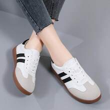 Women's Retro Casual Sneakers | Versatile White Soft-Sole Athletic Shoes | Breathable Comfortable Leisure Shoes | Classic Anti-Slip Durable Street Walking Shoes | Campus Style Student Competition Shoes | Suitable For Indoor And Outdoor