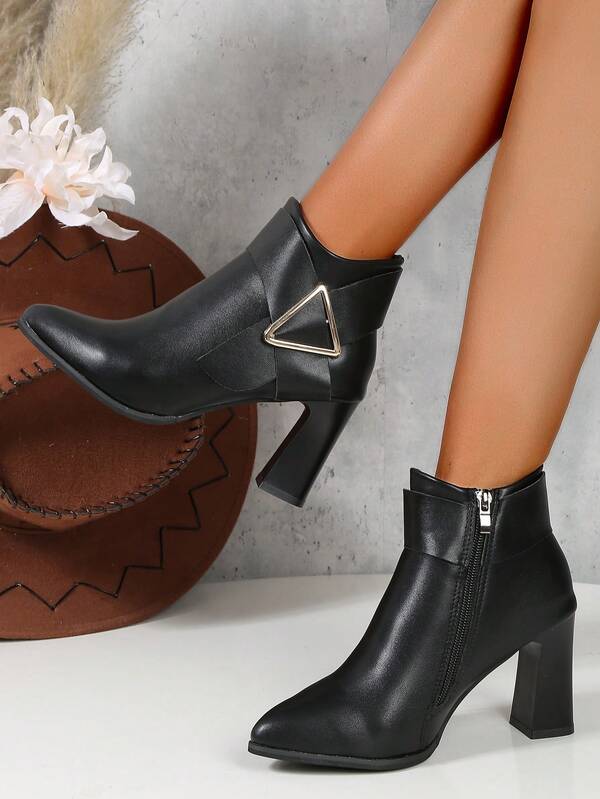 2025 Autumn/Winter New Chunky Heel Short Boots, Pointed Toe Buckle Strap Fashion Women High Heel Boots, Versatile Women Ankle Boots