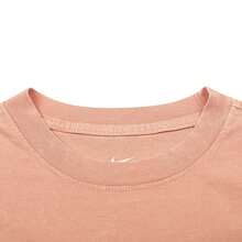 Nike 女士 AS W NK SS TEE OC BB FA25 VTG 短袖 T 恤，针织无领 T 恤，THV6984-688 - 橘色 - 查看 3