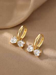 1 对时尚蝴蝶设计水晶吊坠耳钉，百搭日常佩戴