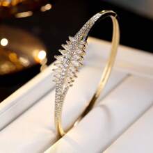 1 Stück modisches Luxus-Hochwertig-Feder-Dekor Damen Armband, geeignet für den täglichen Gebrauch, Partys und Zusammenkünfte
