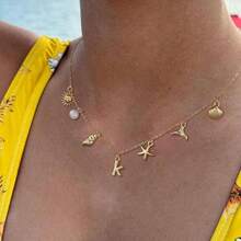 CAROVO Gold Initial Charm Necklace Women Letter A-Z Necklace 14K Gold Plated Charm Pendant Necklace Boho Summer Seashell Beach Starfish Surfer Jewelry - b - Xem 7