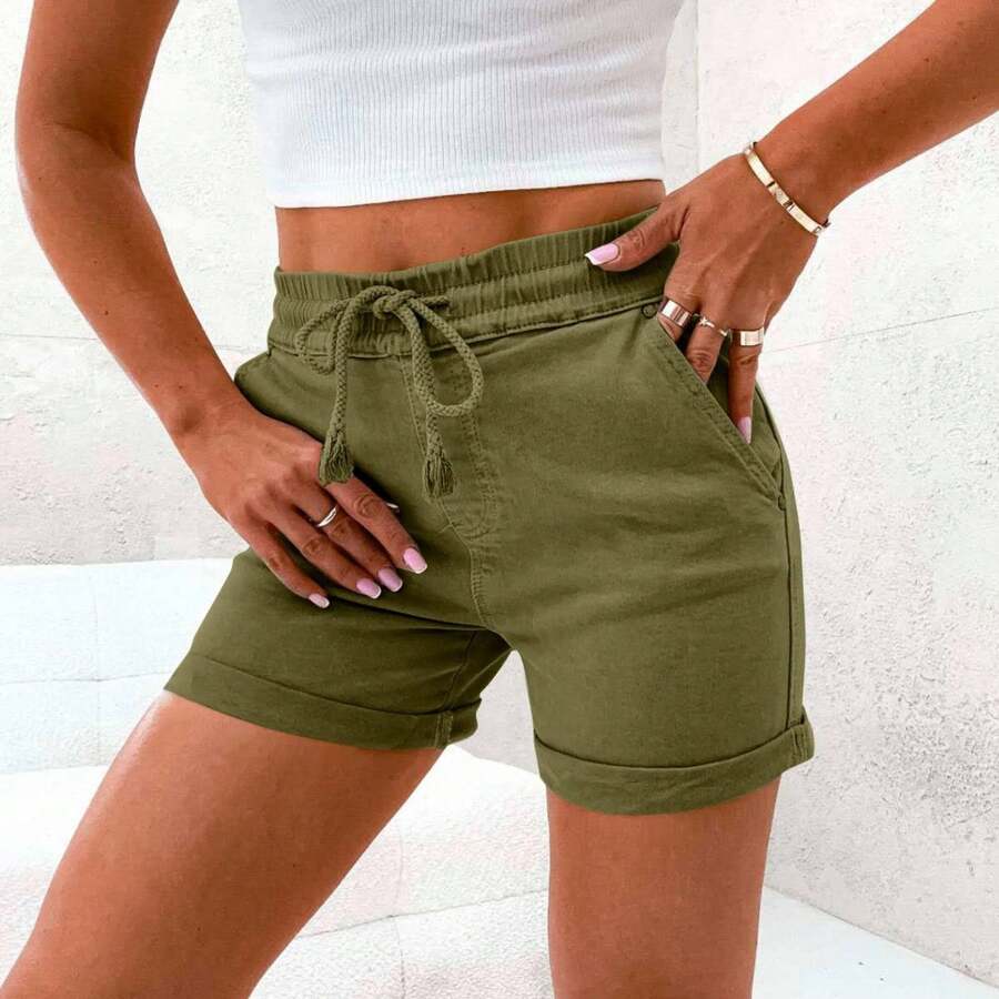 Pantaloncini casual da donna in tessuto colorato con coulisse, semplici, essenziali per l'estate di tutti i giorni - Verde Oliva - Visualizzare 1