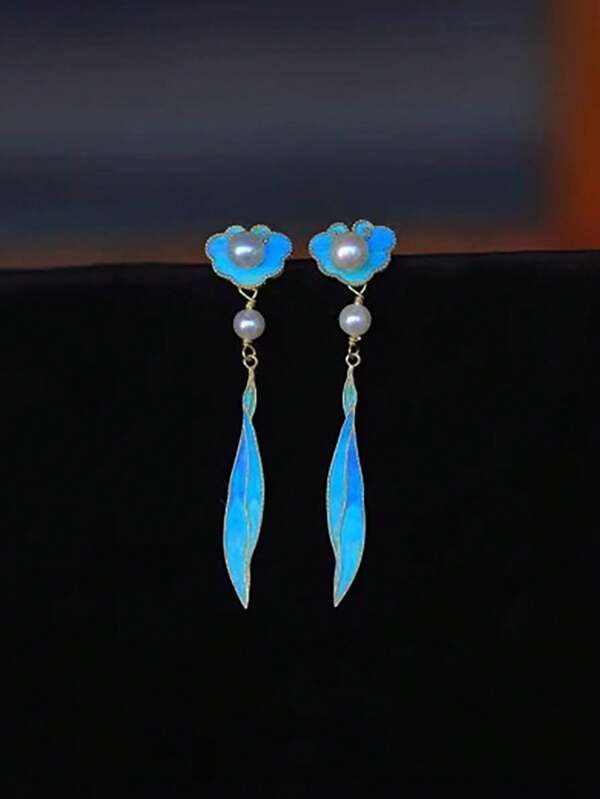 1pc Auspicious Cloud & Golden Flower Tassel Earrings, Gradient Dip-Dye Vintage Design, Versatile Earrings Suitable For Women's Daily, Festival, Party Wear, Girlfriend Gift