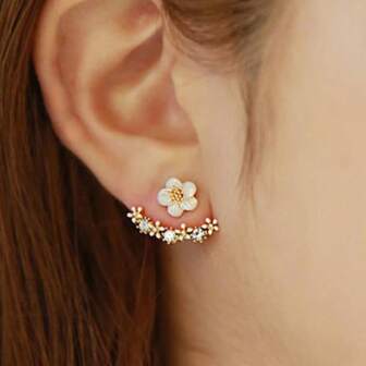 2 件防过敏五瓣花耳环，适合女士女孩，可爱方晶锆石雏菊耳钉配饰珠宝适合日常派对佩戴和赠送礼物