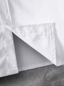 Camisa formal blanca con estilo clásico universitario para niño joven con estampado floral en el bolsillo, parches de tela empalmados y manga larga para ocasiones casuales o de fiesta