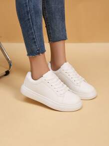 新款运动鞋，夏季百搭透气白色休闲鞋，男士运动平底鞋