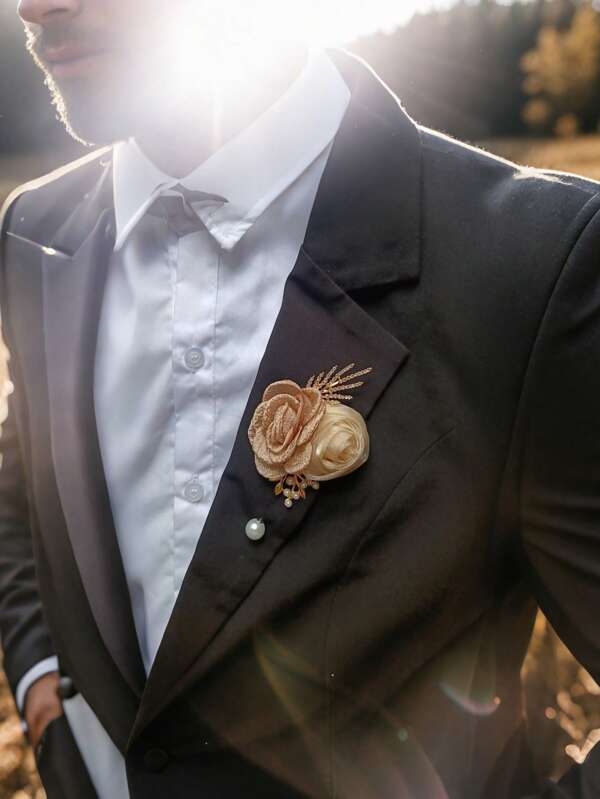 1pc Gray Rose Bud Corsage With Alloy Decoration