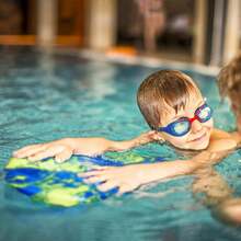 Boya Junior De Kickboard Para JóVenes, NiñOs Y NiñOs PequeñOs, Tabla De Ayuda De NatacióN Y Entrenamiento De Ejercicio Para Que Los NiñOs Aprendan A Nadar En La Piscina Y Aguas Abiertas, Material EVA - 1 - Ver 6