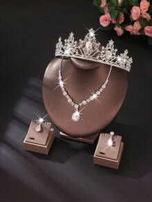 高级新娘皇冠头饰套装，镶嵌人造宝石，全新女王皇冠设计，新娘面纱镶嵌闪亮水钻耳环和项链配饰（多种款式可选）