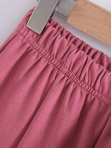 Bộ đồ 2 món dễ thương lấy cảm hứng từ múa ballet cho bé gái, gồm áo nỉ rộng rãi màu hồng/tím và quần ống loe, được trang trí bằng nhiều chiếc nơ dễ thương, thoải mái khi mặc hàng ngày, đi chơi và vui chơi vào mùa thu/đông - Màu đỏ tím - Xem 5