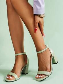 Fashion Strap Chunky Heel Sandals For Women, Buckle Detail, Versatile Summer New Arrival, Stylish High/Mid Heel Sandals