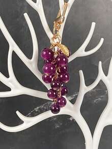 Harz transparente Perlen Trauben Anhänger, neue kreative Studentenrucksack Dekoration Schlüsselanhänger Geschenk, dekorative Accessoires Frucht Dekoration Tasche Kette Anhänger Tasche Verlängerungskette mit Kette Anhänger Amethyst Trauben Schutzabdeckung Anhänger, neue Ins kreative Studentenrucksack Dekoration Schlüsselanhänger Geschenk