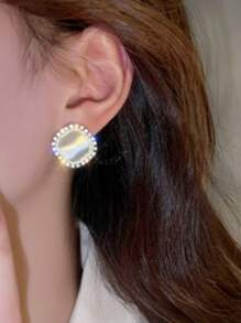 1 对几何猫眼石耳钉，高端闪亮耳环